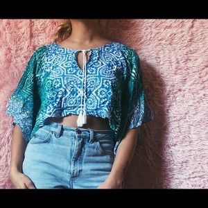 Cut up LA BLANCA flowy patterned top